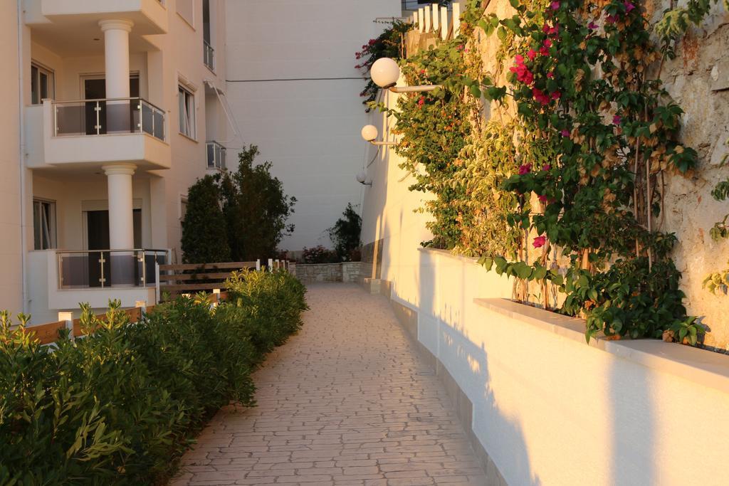 White Residence Apartament Saranda Extérieur photo